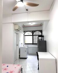 Sims Avenue (D14), Apartment #555394731